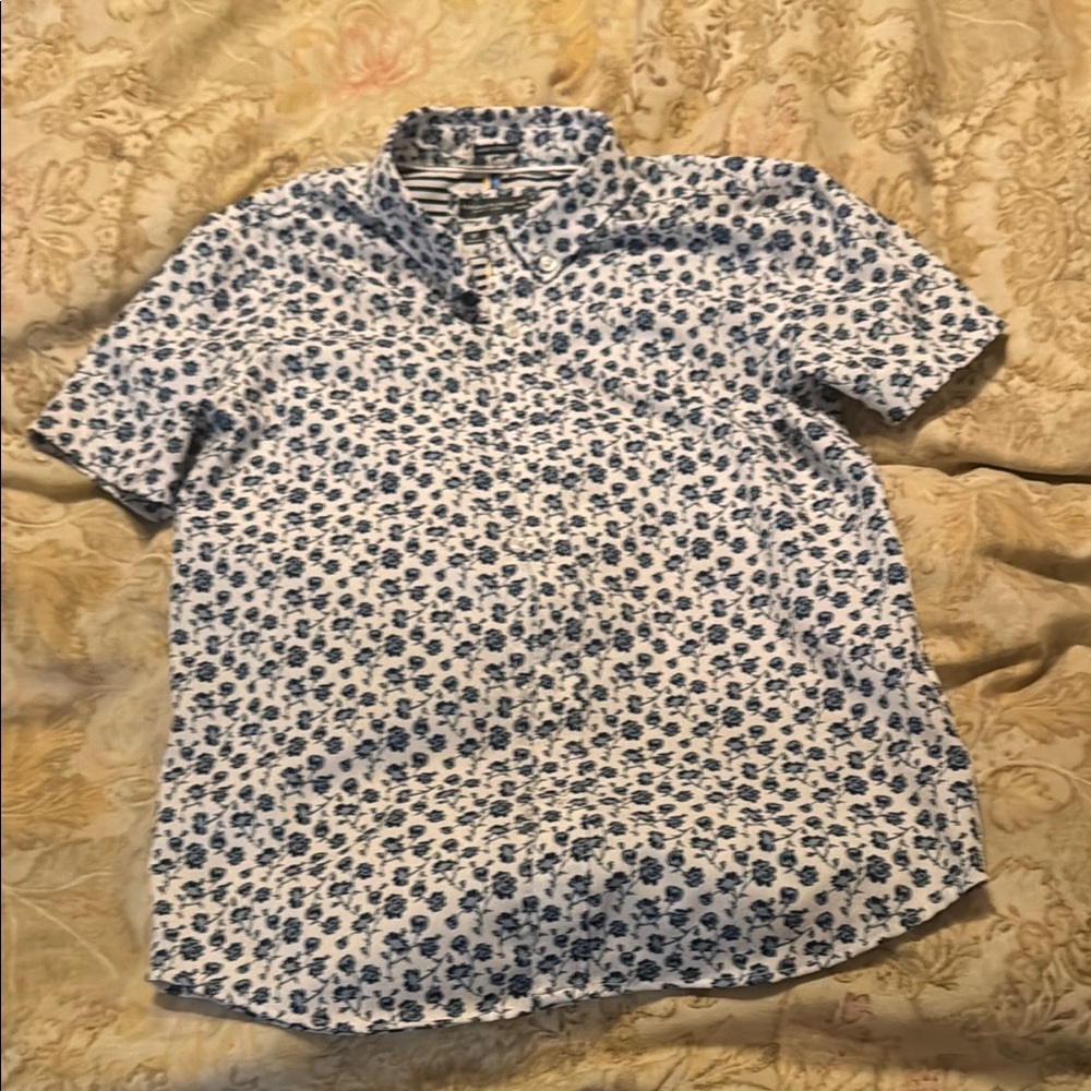 Boy’s Blue Short Sleeve Floral Shirt 9/10